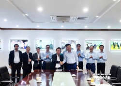 Nghệ An: Ký kết hợp tác xây dựng nhà máy chế biến hoa quả công nghệ cao gắn với phát triển vùng nguyên liệu